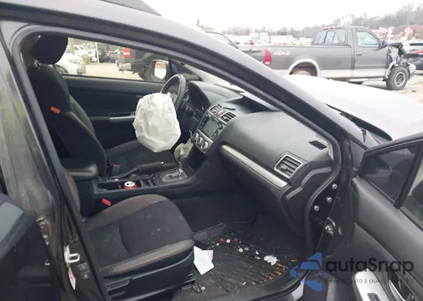 2016 Subaru Crosstrek 2.0I Premium z USA, uszkodzony, nr VIN JF2GPABC9G8221682